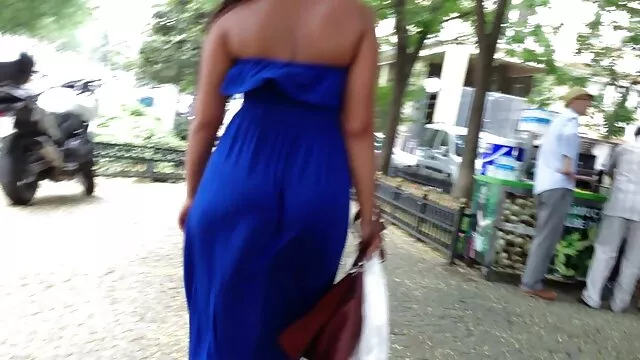 Eva senta-se em cima do namorado e filme pornô das mulheres mais bonitas mostra as suas habilidades nas Mamas