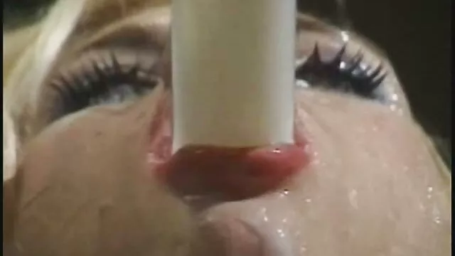 Acariciar e chupar o tipo vídeo pornô de mulher novinha do CJ natural em vídeo Amador