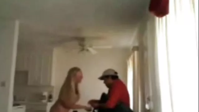 e a Lucy Gresty masturba-se vídeo de pornô mulher loira juntos