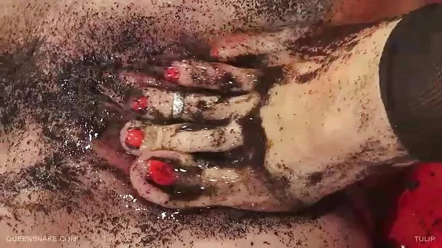 Grande galo na minha parede ver mulher pelada pornô buraco de parede vista de baixo