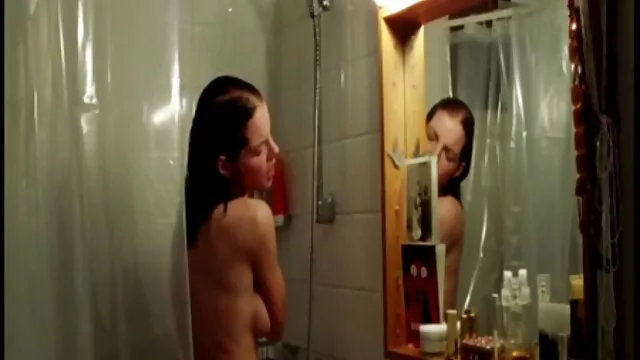 As vibrações da Rata acabam em Japanesemamas. quero filme pornô de mulher pelada