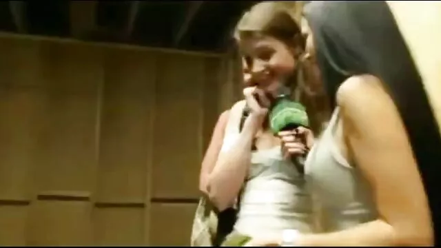 UL. O Dante lambe-me vídeo pornô com mulheres coroas a pila