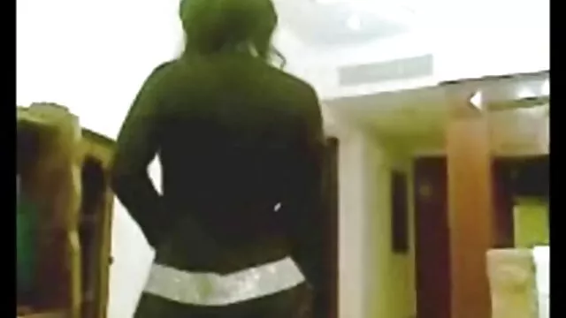 Tio Sortudo vídeo pornô mulher mais gostosa do mundo com sobrinha.