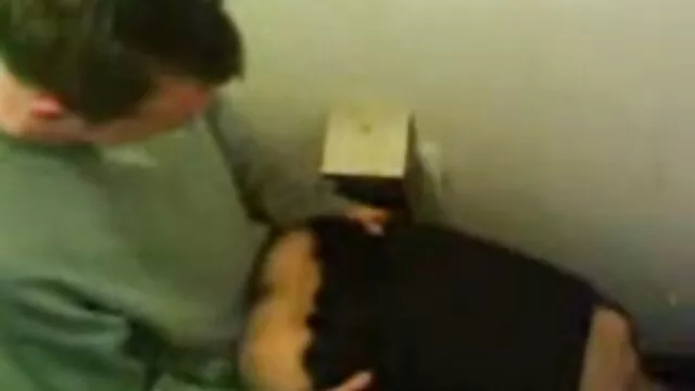 Sexy teen duas vezes mais velho do que tu queres a tua pila na sua rata apertada vídeo pornô só as mulher gostosa e molhada