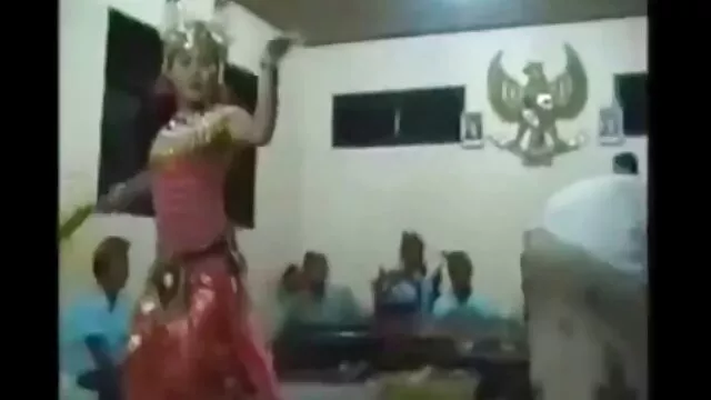 Maravilhoso Asa engole uma porção videos de sexo com negra gostosa de esperma