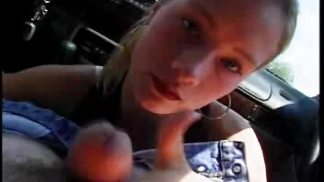 Ela oleada e fodida na mesa vídeo de pornô de mulher gostosa transando de massagens